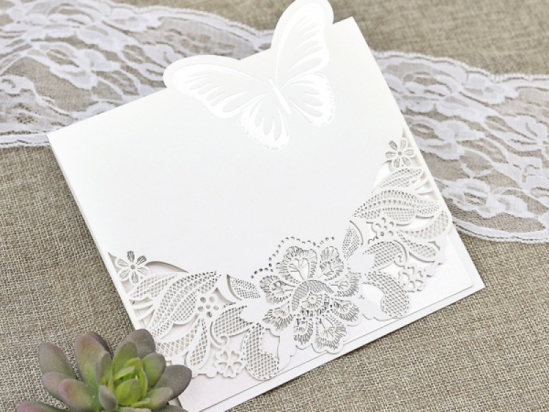 Invitatie De Nunta Taiere Laser Cu Fluture 39624 Deluxe Cards